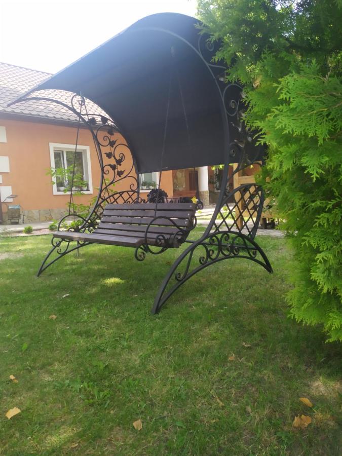 Білий Птах Ξενοδοχείο Svityaz' Εξωτερικό φωτογραφία
